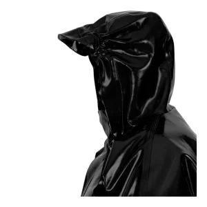 Détail de la capuche avec casquette-visière intégrée de la combinaison de protection chimique