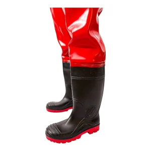 Zoom sur la paire de bottes de sécurité noires à semelles crantées rouges de trois-quarts