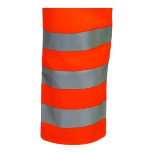 Zoom sur les bandes réfléchissantes horizontales au bas de la jambe orange fluo