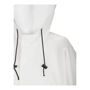 Détail de la capuche ajustable avec cordons de serrage sur veste professionnelle blanche