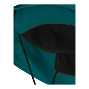 Détail de la doublure textile douce et du cordon de maintien du chapeau de pluie vert